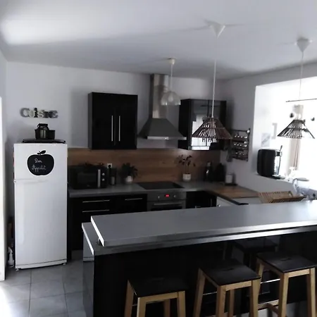 Agreable Maison Au Calme Avec Piscine *