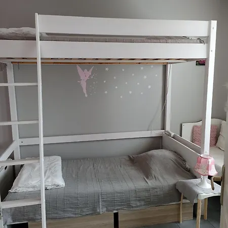 Prázdninový dům Agreable Maison Au Calme Avec Piscine Ares